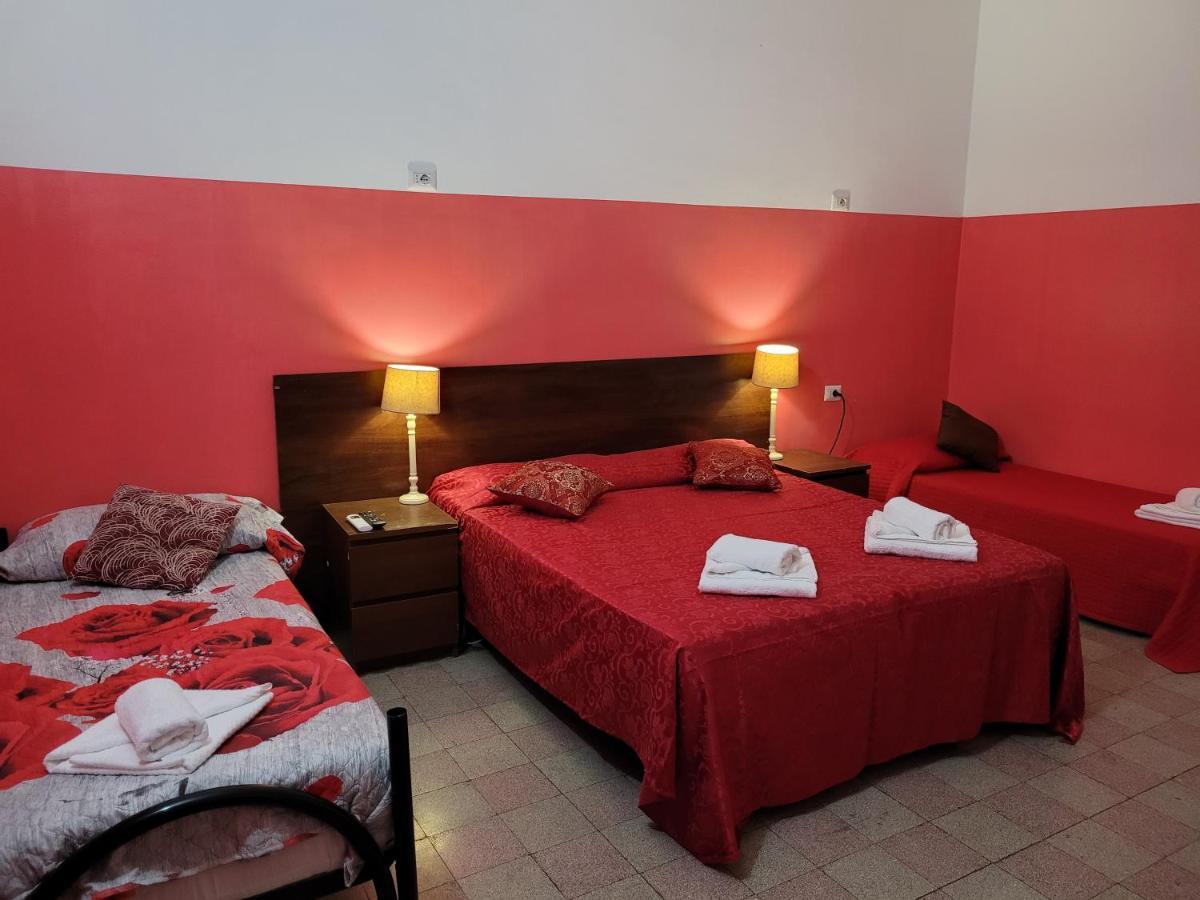 Auberge de jeunesse Relax On 247 à Rome Extérieur photo